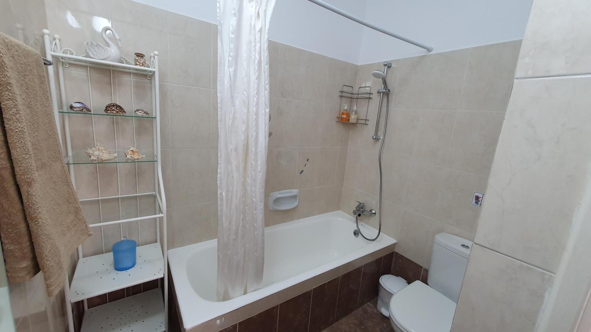 Peaceful Apartment With Double Bed - Oak Breeze Paphos Exterior foto