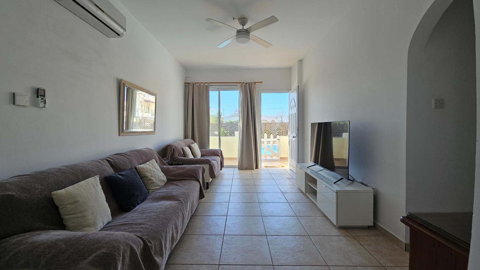 Peaceful Apartment With Double Bed - Oak Breeze Paphos Exterior foto
